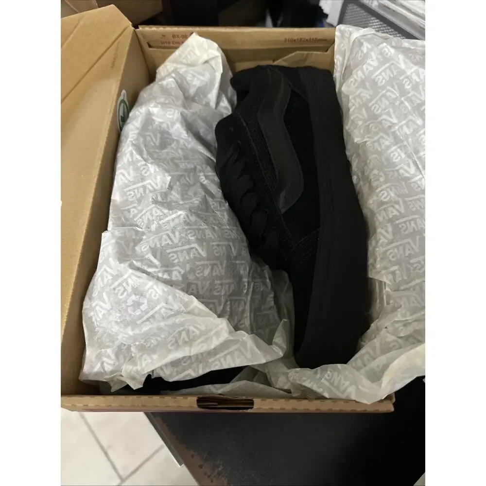 New Men's Size 8.5 Vans Knu Skool Black Skate Shoes VN0009QCBKA